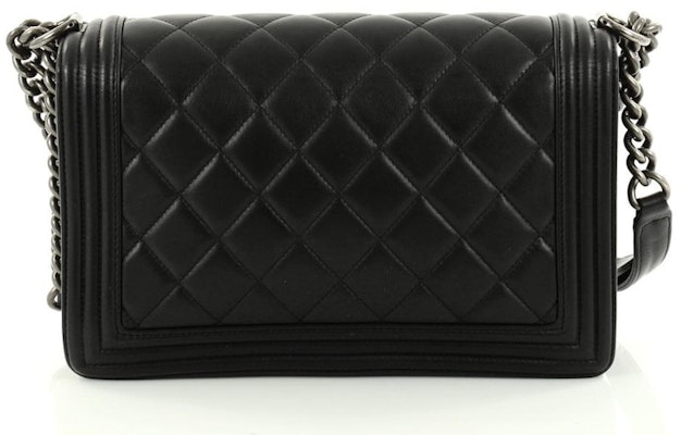 샤넬 보이 플랩 미듐 블랙 (quilted, lambskin implied)
Order 샤넬 보이 플랩 미듐 블랙 (quilted, lambskin implied)