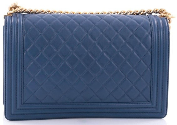 香奈兒男孩翻蓋菱格紋藍色中尺寸新款包包 Order 香奈兒男孩翻蓋菱格紋藍色中尺寸新款包包