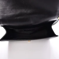 Lookbook Chanel Boy Flap Quilted Lambskin Aged Gold-tone Medium Black