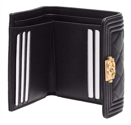 샤넬 보이 스몰 플랩 지갑 블랙 (A80734)
Lookbook 샤넬 보이 스몰 플랩 지갑 블랙 (A80734)