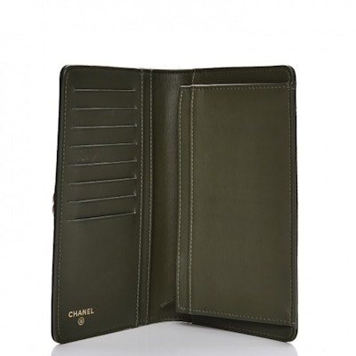 샤넬 보이 원형 다이아몬드 블랙 지갑 Lookbook 샤넬 보이 원형 다이아몬드 블랙 지갑