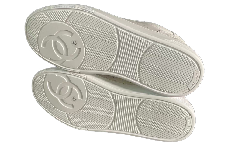 Chanel Calfskin Low Top 'White Fashion' 圖 5