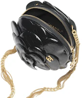 Lookbook Chanel Tas Malam Camellia 23K Kulit Anak Sapi Hitam Mengkilap
