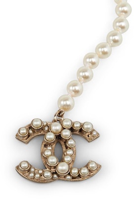 香奈兒象牙色雙C皮帶 Order 香奈兒象牙色雙C皮帶