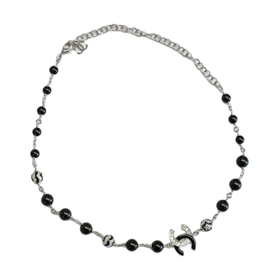CHANEL CC Logo Pearl Necklace Unisex Couple Design in Silver. ABC293-B14710-NS686