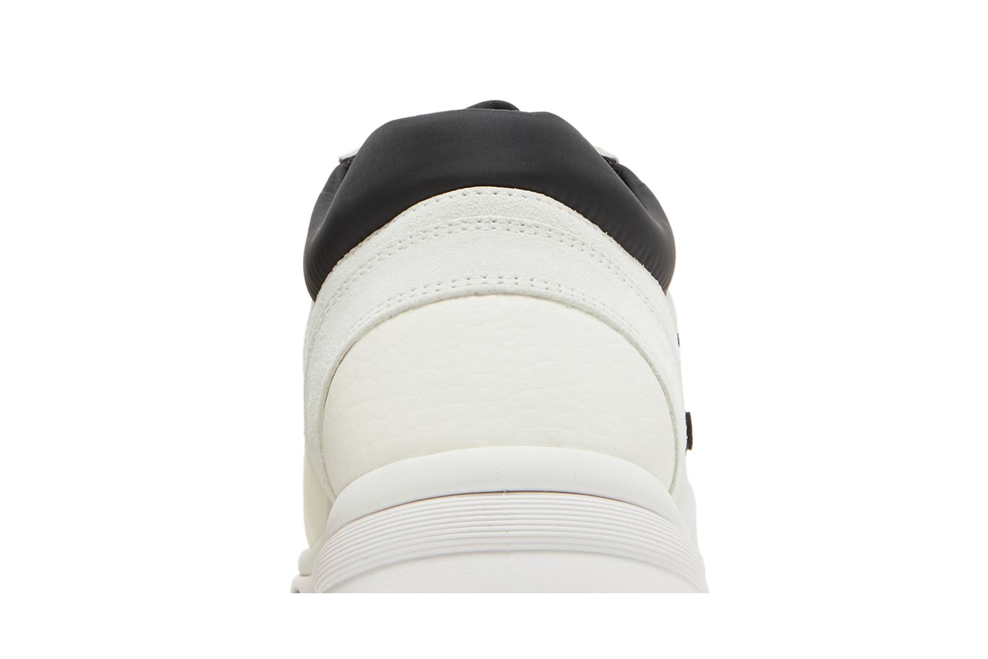 Buy (Women) Chanel CC Logo Sneaker 'White Black' G38299 Buy (Women) Chanel CC Logo Sneaker 'White Black' G38299