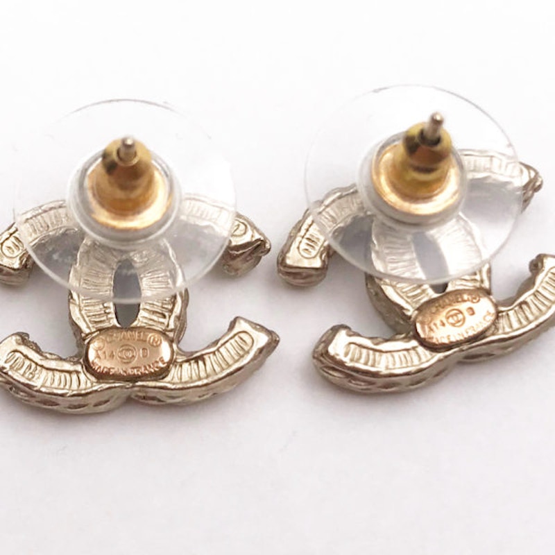 Chanel Classic CC Turnlock Earrings Faux Pearl Gold/Pearl 圖 2