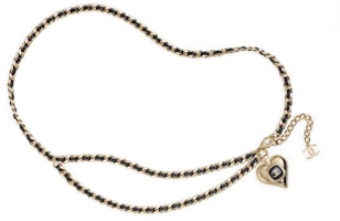CHANEL Classic Double C Heart Leather Metal Belt Chain. AB7277-B06929-NF661 CHANEL Classic Double C Heart Leather Metal Belt Chain. AB7277-B06929-NF661