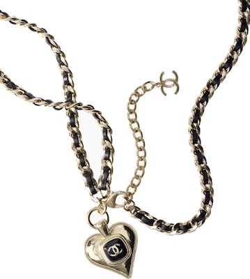 CHANEL Classic Double C Heart Leather Metal Belt Chain. AB7277-B06929-NF661 Lookbook CHANEL Classic Double C Heart Leather Metal Belt Chain. AB7277-B06929-NF661