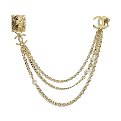CHANEL Classic Double C Lion Head Metal Pearl Chain Brooch Gold Unisex. AB8789-B08717-NJ356