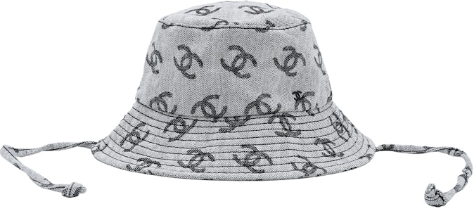 Topi Bucket CHANEL Logo Classic Double C Katun Unisex Desain Pasangan AA8274-B08332-NI486 Order Topi Bucket CHANEL Logo Classic Double C Katun Unisex Desain Pasangan AA8274-B08332-NI486