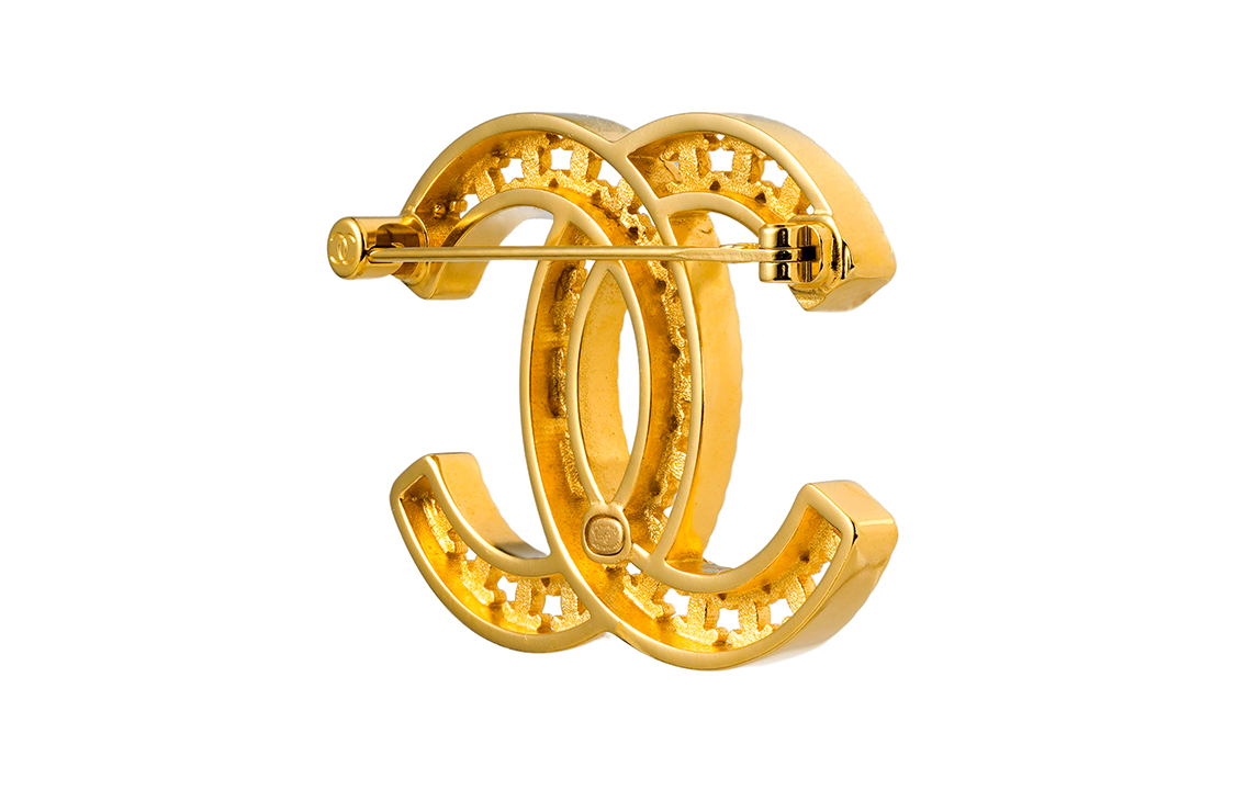 CHANEL Classic Double C Logo Hollow Brooch Gold. AB8131-B07887-NH491 圖 4