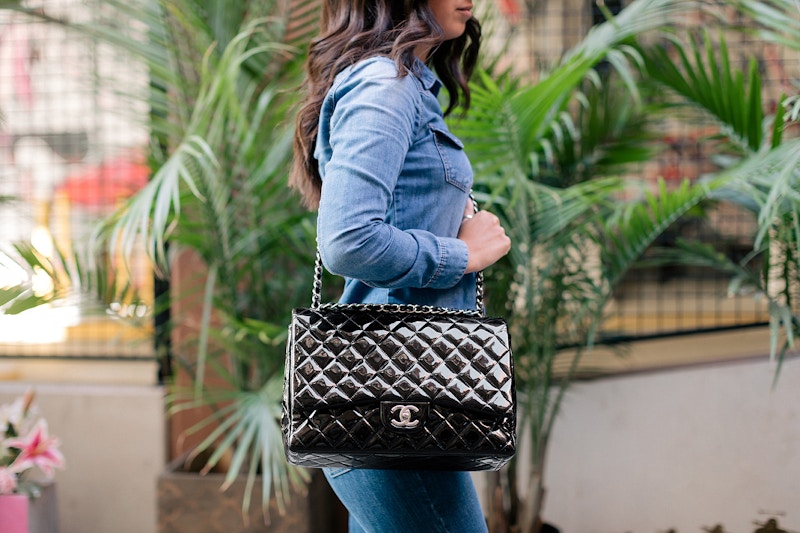 Order 香奈儿经典双层翻盖黑色漆皮菱格纹大号银扣包