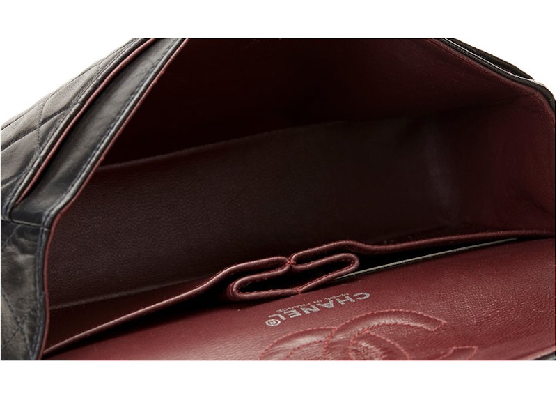 Lookbook Chanel Klasik Double Flap Quilted Kecil Hitam