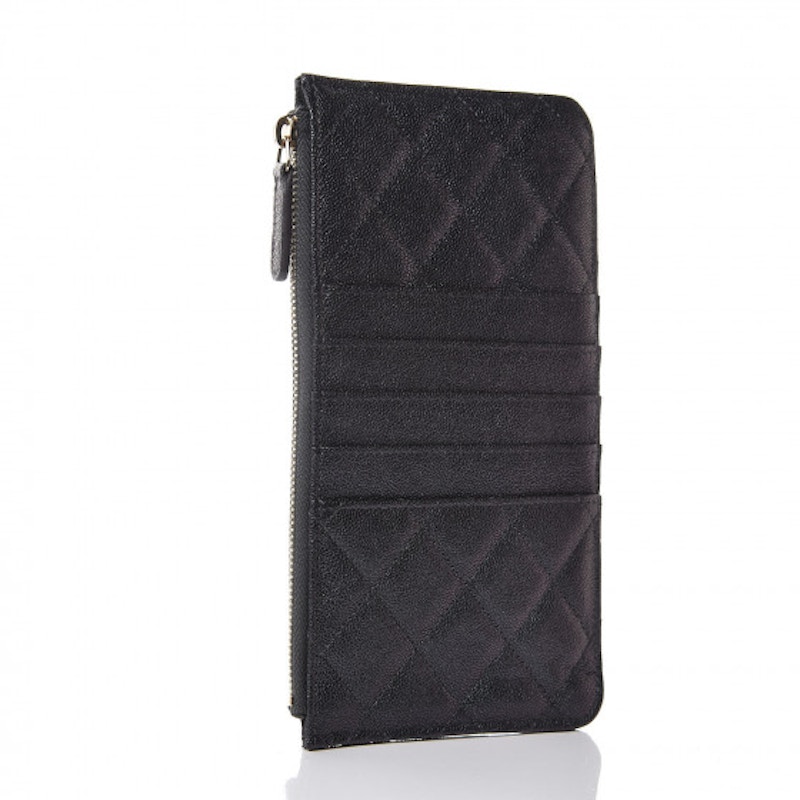 Order Chanel Dompet Klasik Quilted Caviar Hitam dengan Aksen Emas