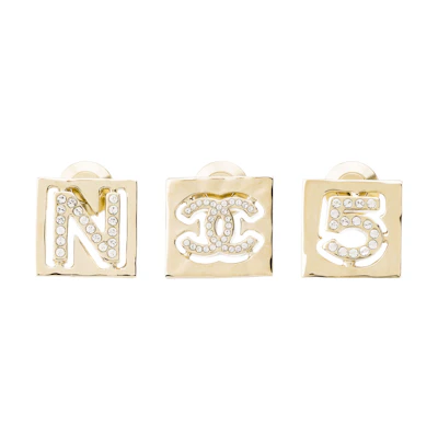 CHANEL Classic Logo Metal Crystal Brooch Set Gold. AB8332-B07718-NG997