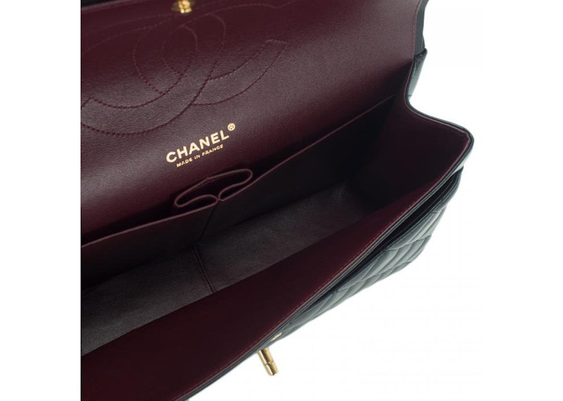 Lookbook Chanel Klasik Tunggal Quilted Jumbo Warna Emas Hitam