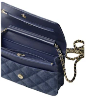Lookbook Chanel Dompet Klasik dengan Rantai AP0250 Biru Tua