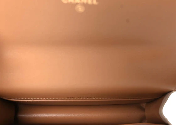 Chanel Clutch/Phone Holder with Chain Beige (AP3226-B10324-NN019) Lookbook Chanel Clutch/Phone Holder with Chain Beige (AP3226-B10324-NN019)