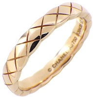 CHANEL Coco Crush Mini Beige Narrow 18K Gold Ring for Men in Beige Gold. J11785 CHANEL Coco Crush Mini Beige Narrow 18K Gold Ring for Men in Beige Gold. J11785