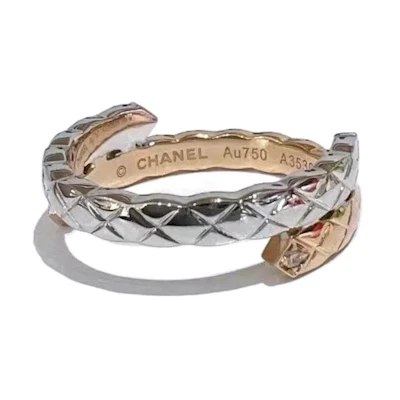 CHANEL Coco Crush TOI ET MOI Quilted Diamond 18K Gold Ring Beige Unisex. J11971