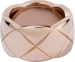 CHANEL COCO CRUSH Wide 18K Gold Ring Beige Gold Unisex Couples Jewelry J10818 CHANEL COCO CRUSH Wide 18K Gold Ring Beige Gold Unisex Couples Jewelry J10818