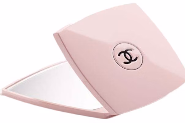 Chanel Codes Couleur Limited-Edition Mirror Duo 111 - BALLERINA Order Chanel Codes Couleur Limited-Edition Mirror Duo 111 - BALLERINA