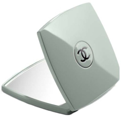 Chanel Espejo Duo Edición Limitada Codes Couleur 131 - CAVALIER SEUL Order Chanel Espejo Duo Edición Limitada Codes Couleur 131 - CAVALIER SEUL