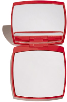 Chanel Codes Couleur Edisi Terbatas Mirror Duo 147 - INCENDIAIRE Lookbook Chanel Codes Couleur Edisi Terbatas Mirror Duo 147 - INCENDIAIRE