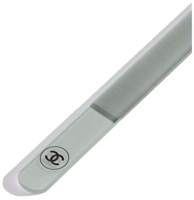 Lima de Uñas Edición Limitada Chanel Codes Couleur 131 - CAVALIER SEUL Order Lima de Uñas Edición Limitada Chanel Codes Couleur 131 - CAVALIER SEUL