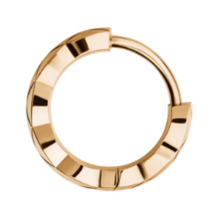 CHANEL Crumpled Design 18K Gold Earrings Unisex Couple Style Beige Gold. J12686 圖 4