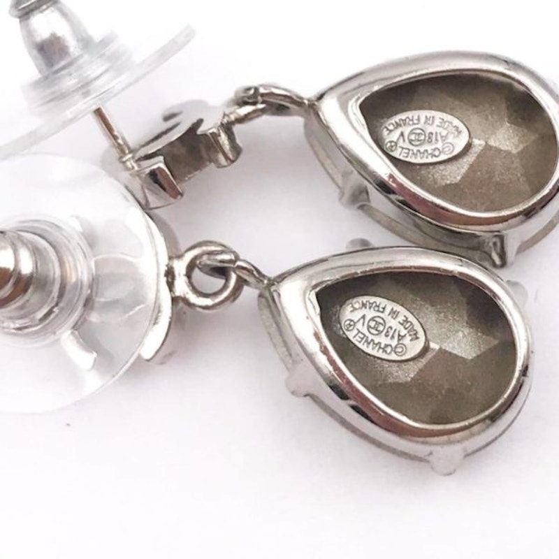 Chanel Crystal Teardrop Earrings Silver-tone 圖 2