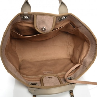 Chanel Deauville Tote Large Ecru Lookbook Chanel Deauville Tote Large Ecru