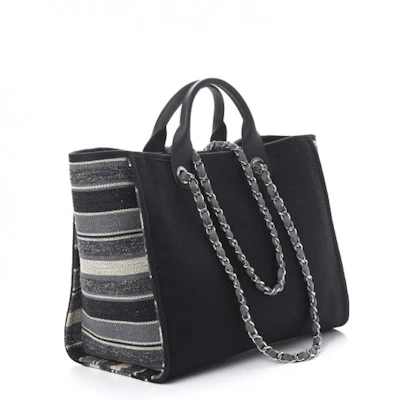 Tote Chanel Deauville Kanvas Belang Hitam Bertones Perak Besar Order Tote Chanel Deauville Kanvas Belang Hitam Bertones Perak Besar