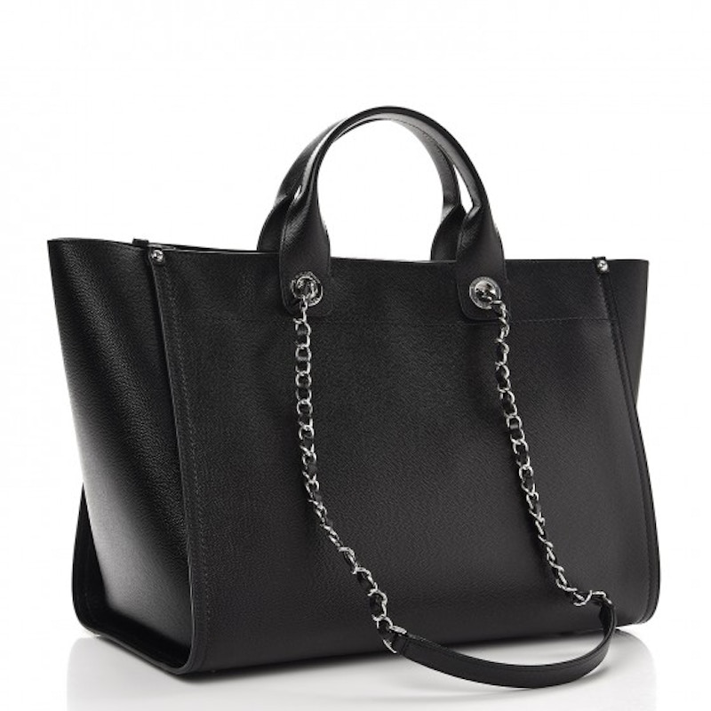 Order Tote Chanel Deauville Studded Medium Hitam