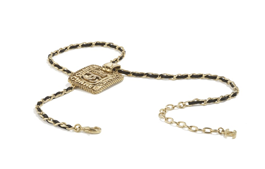 CHANEL Double C Gold Metal Calfskin Rhinestone Necklace Unisex Couple Style AB6646-B06124-ND154 圖 5