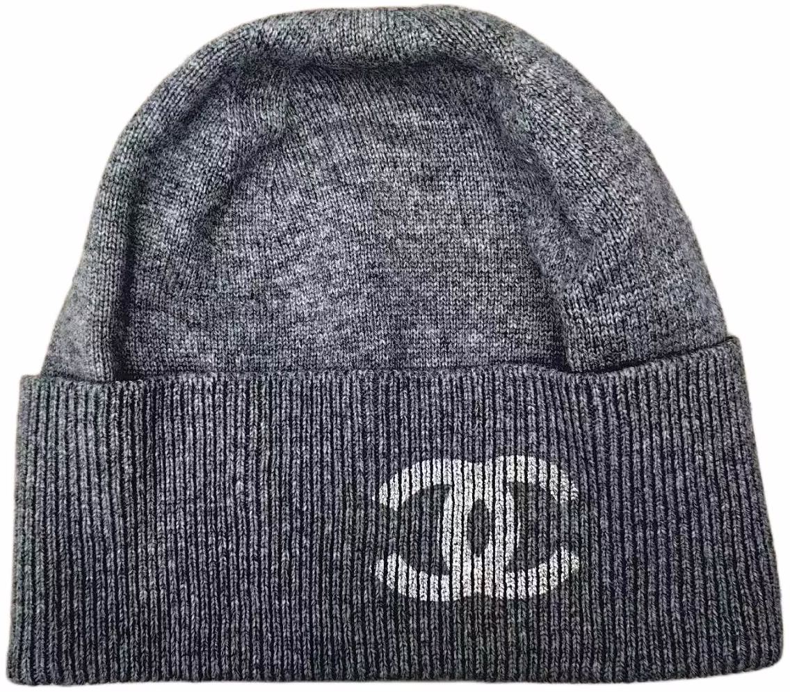 chanel-double-c-logo-gray-cashmere-beanie-unisex-couple-style-aa-9335-b13720-nq-468