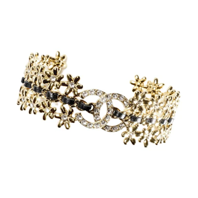 CHANEL Double C Logo Metal Lambskin Rhinestone Bracelet Unisex Gold. ABB332-B13558-NQ115