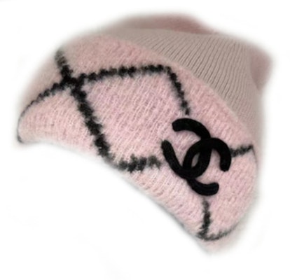 Chanel Elegant Pink Knit Beanie with Double C Logo. AAA327-B17629-NZI04 Order Chanel Elegant Pink Knit Beanie with Double C Logo. AAA327-B17629-NZI04