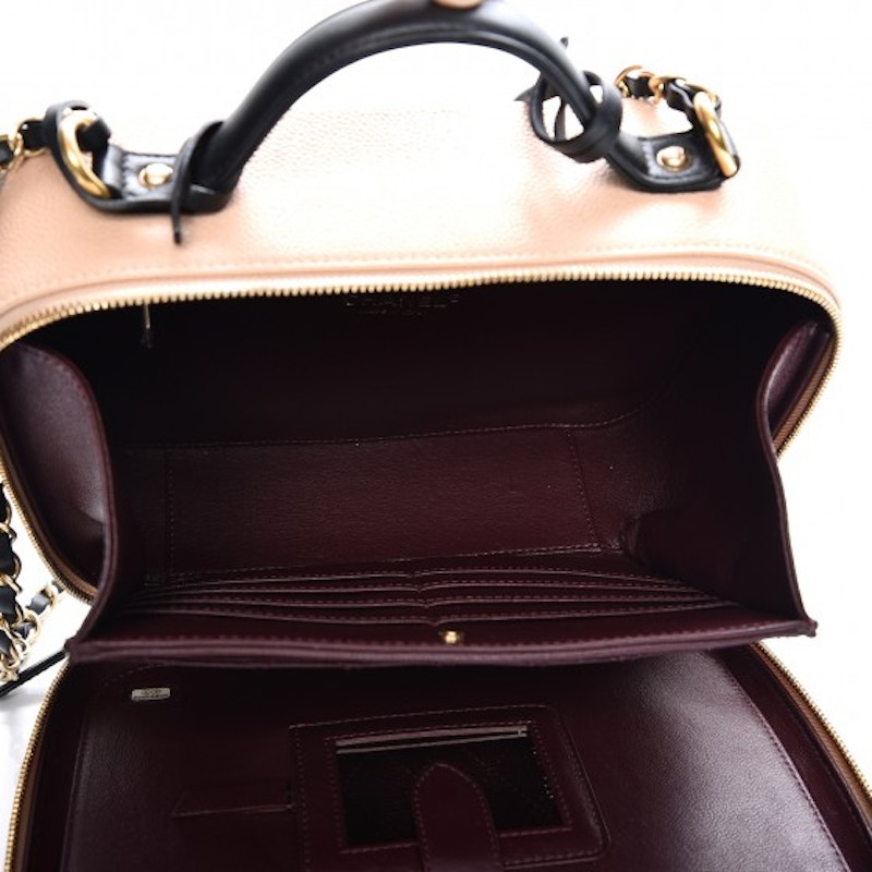 Lookbook シャネル フィリグリー バニティケース 大 ビージュ/ブラック