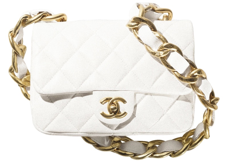 Chanel Flap Bag with Chunky Chain Strap Small 22S Lambskin White
