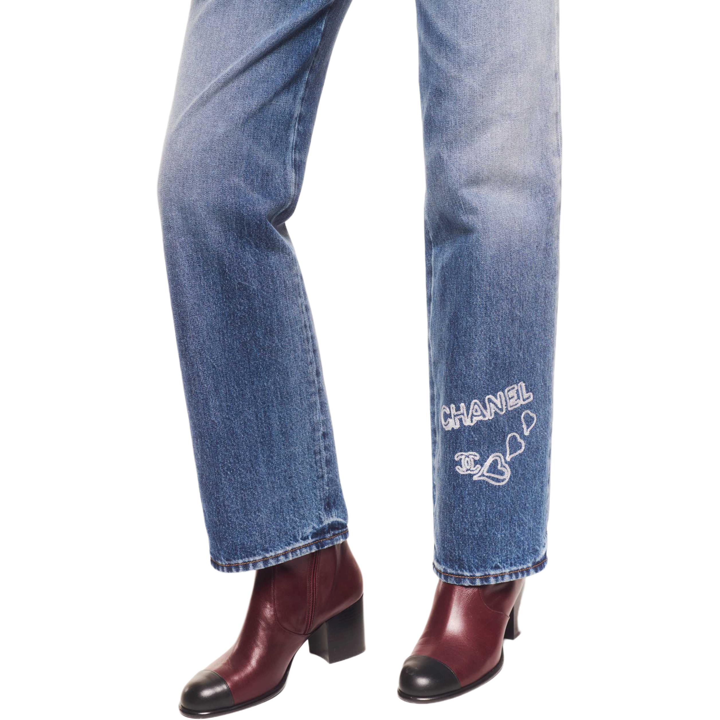 Purchase シャネル FW24 秋冬 ロゴプリント ミッドライズ ブルーデニムジーンズ レディース P78110-V70080-NZM12