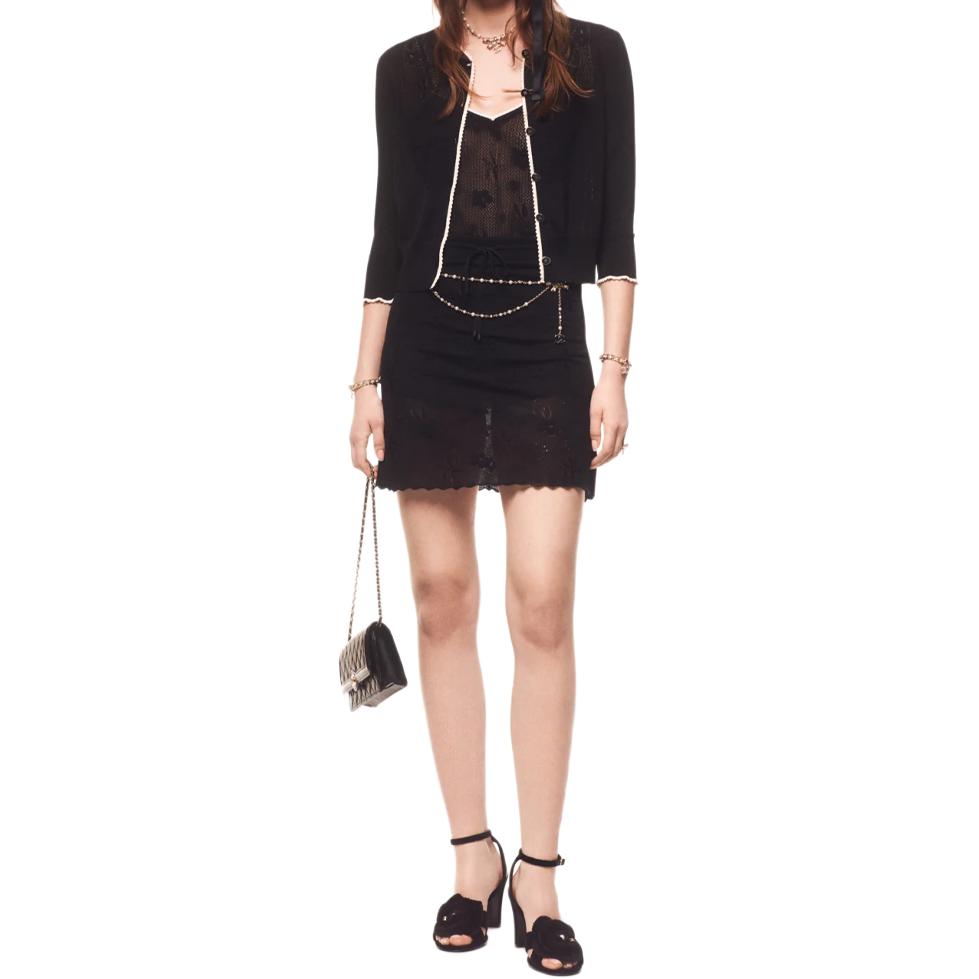 Shop CHANEL FW24 Kardigan Rajut Hitam Lengan 3/4 Sweater. P77861-K11237-NZR68