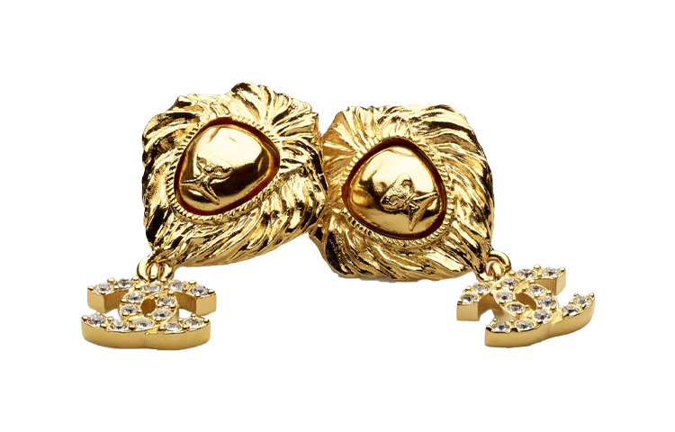 CHANEL Gold Lion Head Pendant Earrings with Rhinestones AB7823-B07910-NH492 圖 3