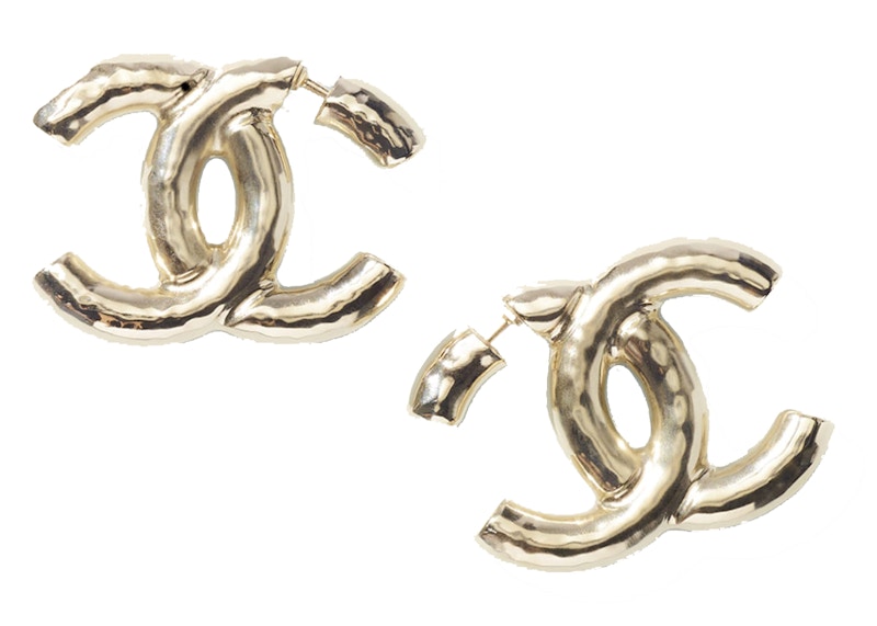 Chanel Gold Metal Earrings Gold
