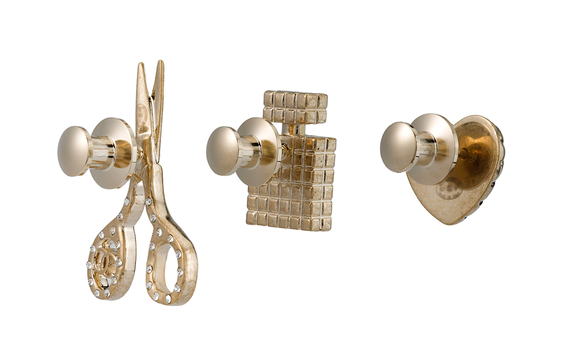 CHANEL Gold Perfume Scissors Heart Brooch Set Unisex Couple Edition. AB5939B05184NB603 圖 4