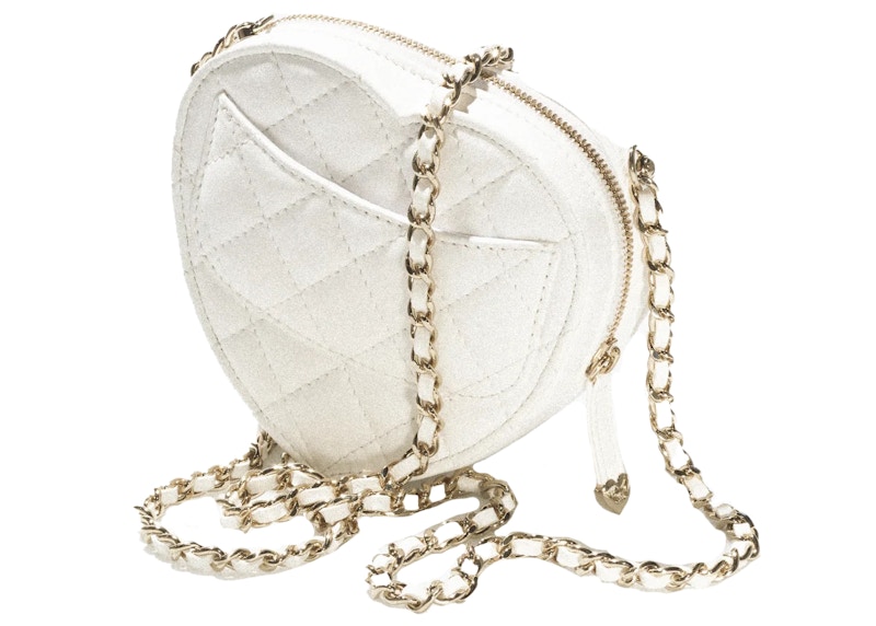 Chanel Heart Clutch With Chain 22S White Lambskin 圖 2