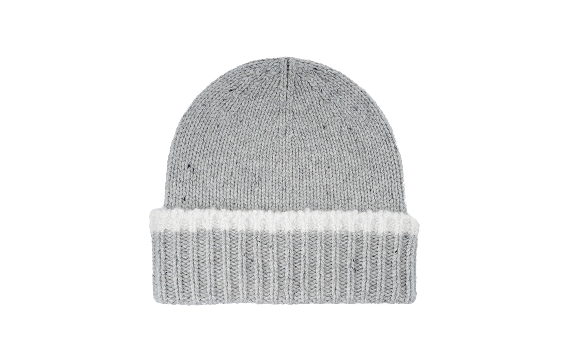 Lookbook Gorro de Lana CHANEL Unisex con Logo Tejido. AA8630B09336NK616