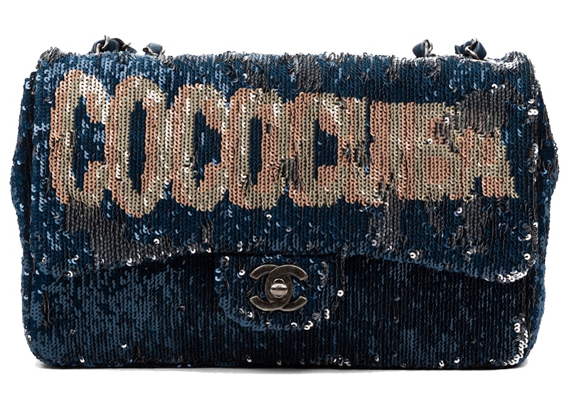 Buy 香奈儿限量版可可古巴经典CC双翻盖海军蓝亮片包