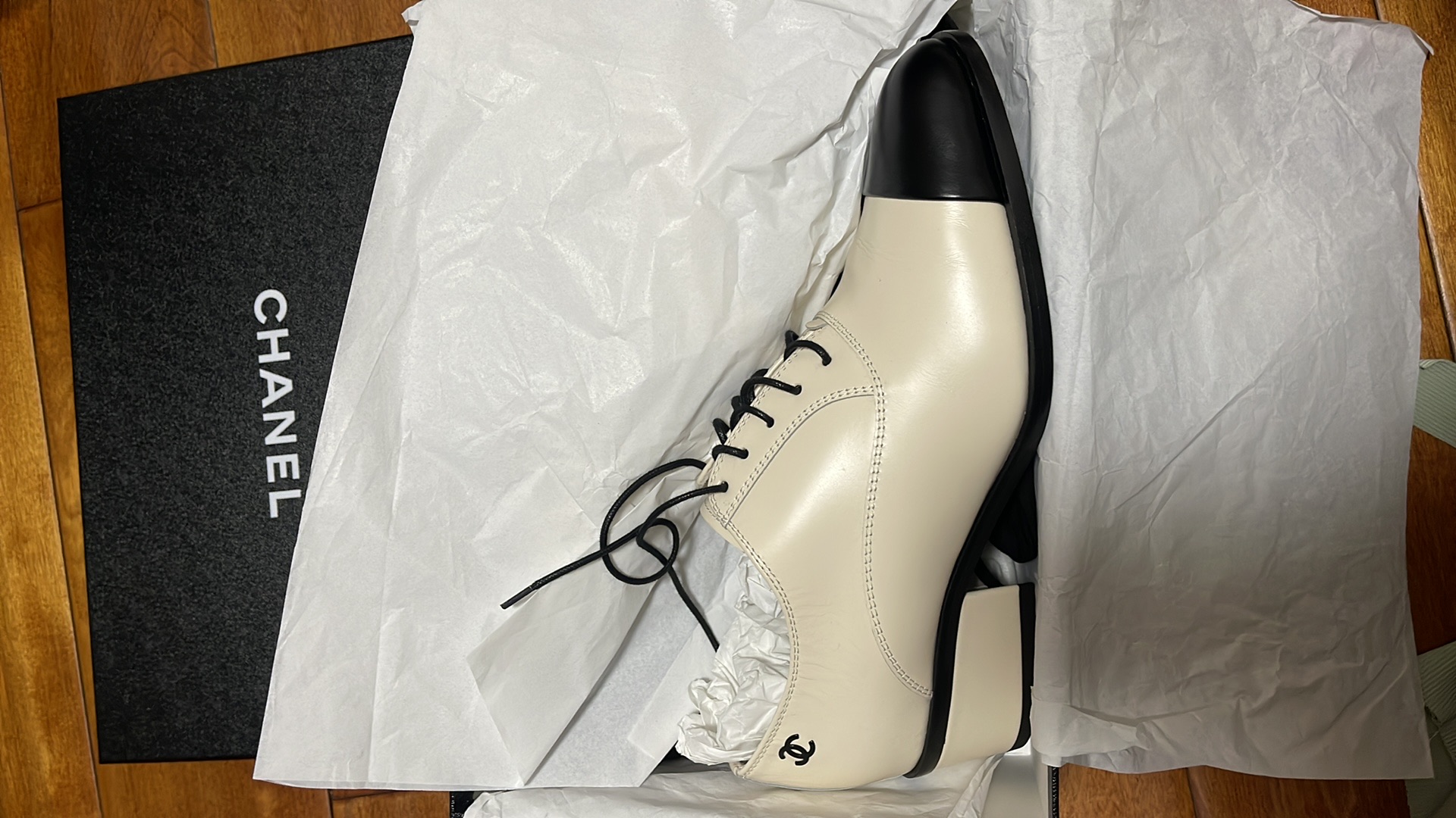 Chanel Loafer SS22 'Black White Oxford' 圖 2